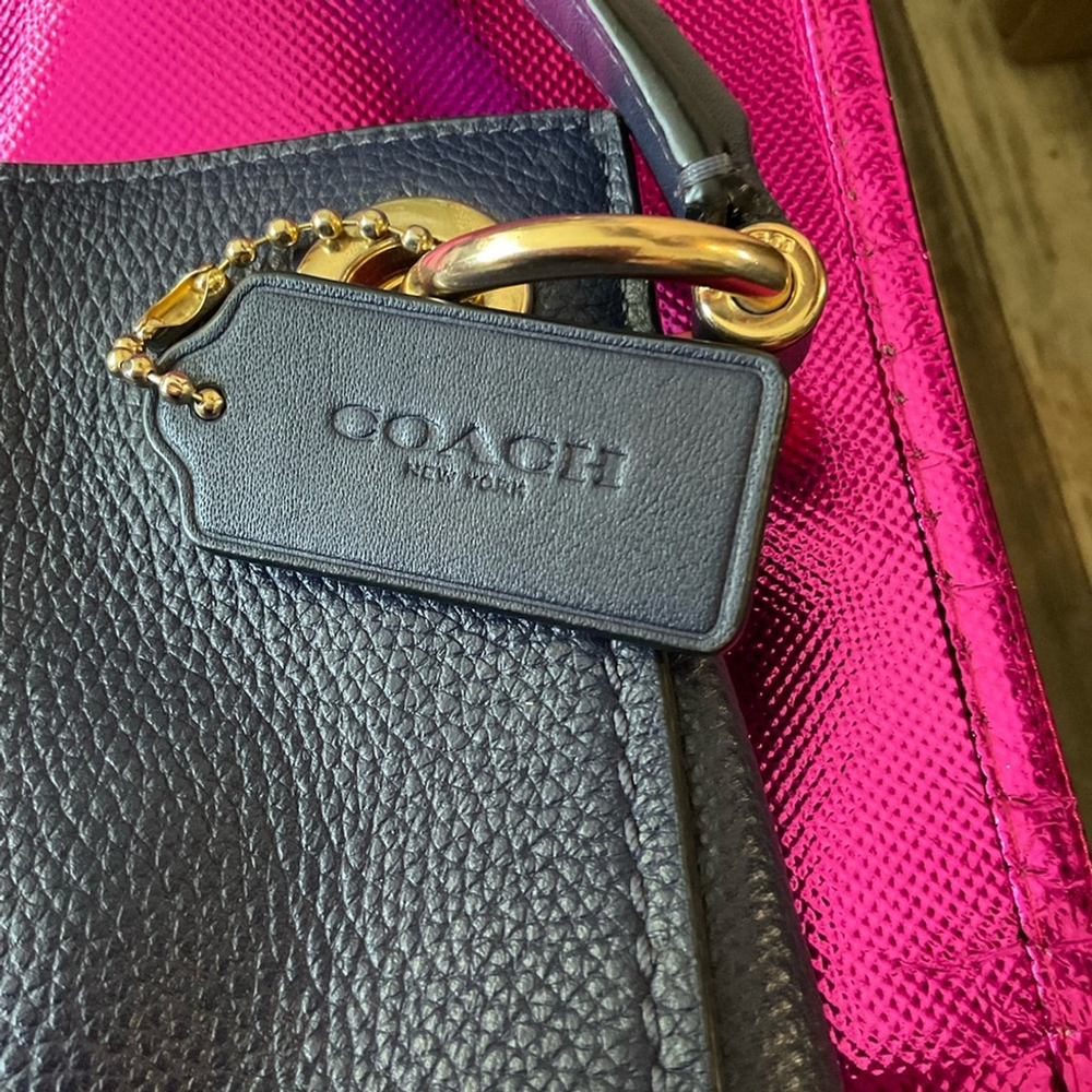 Coach Pebble Leather Clarkson Hobo Navy Blue Shoulder/Crossbody Bag Aprox 10x15 - Picture 11 of 12